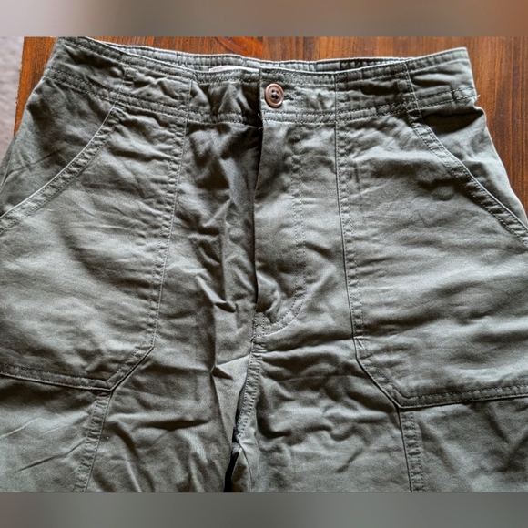 Abercrombie & Fitch Relaxed Green Cargo/Utility Pants - Picture 4 of 6